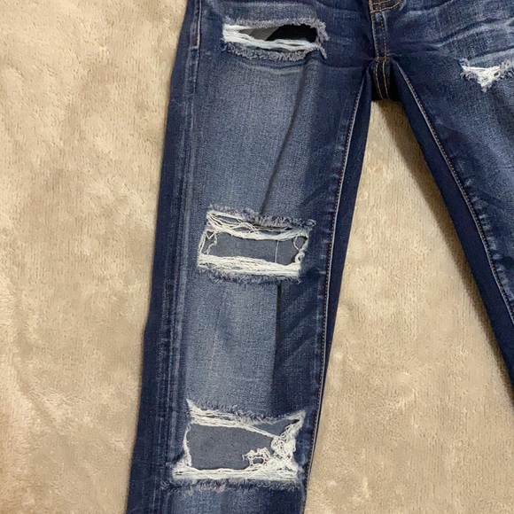Distressed American eagle skinny jeans - Picture 3 of 8